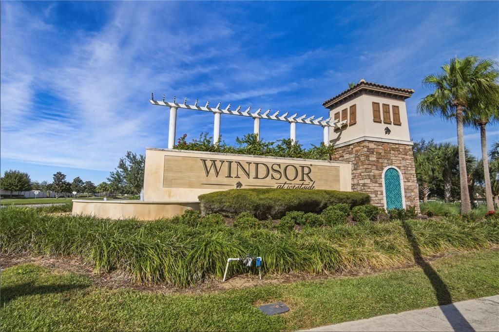 Под контрактом: $399,000 (5 спален, 4 ванн, 2263 Квадратных фут)