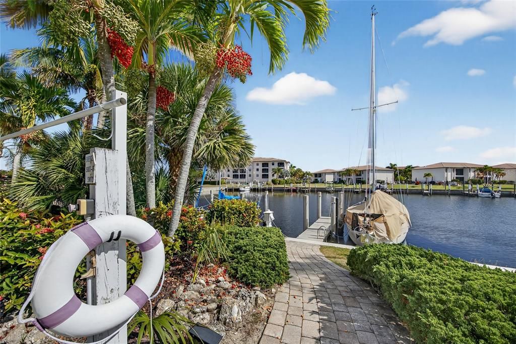 待售: $275,900 (3 贝兹, 2 浴室, 1448 平方英尺)