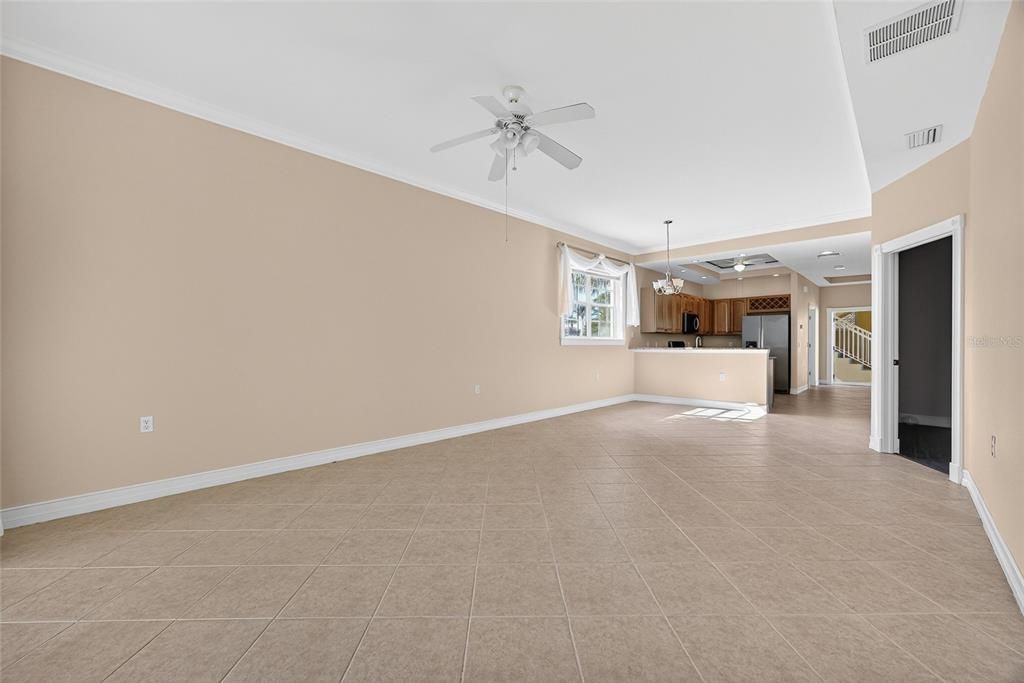 待售: $275,900 (3 贝兹, 2 浴室, 1448 平方英尺)