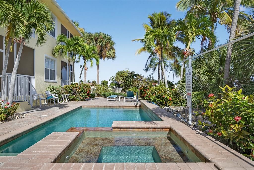 待售: $275,900 (3 贝兹, 2 浴室, 1448 平方英尺)