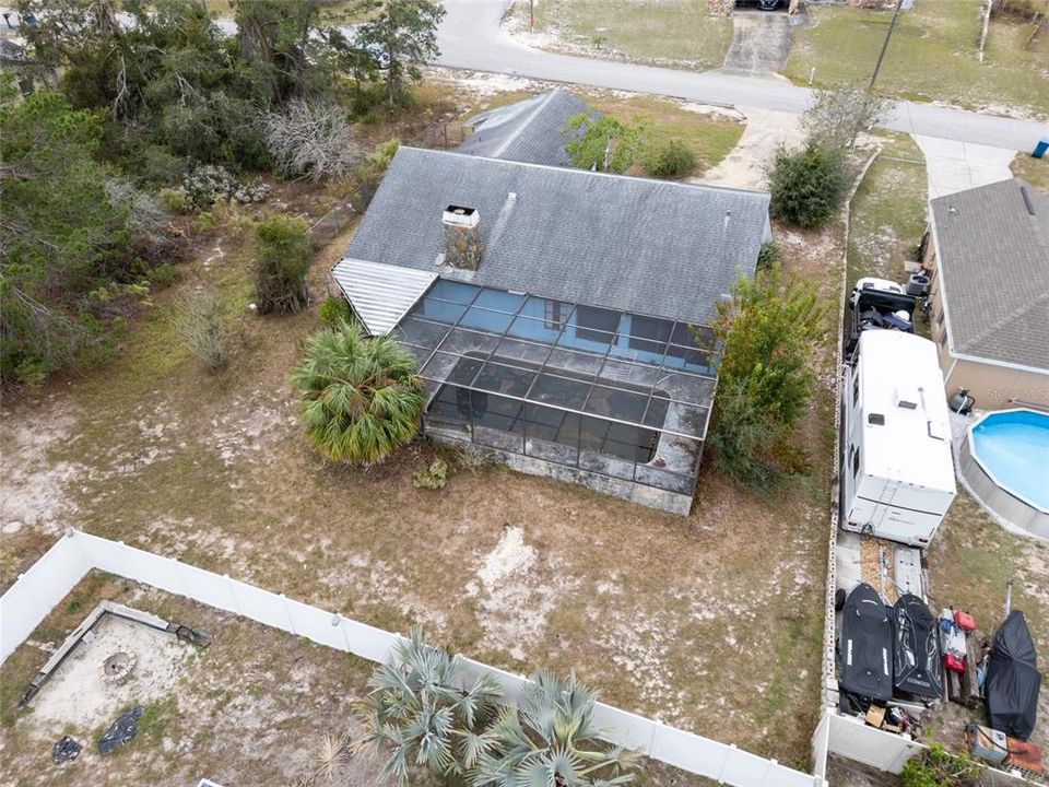 For Sale: $215,000 (2 beds, 2 baths, 1590 Square Feet)