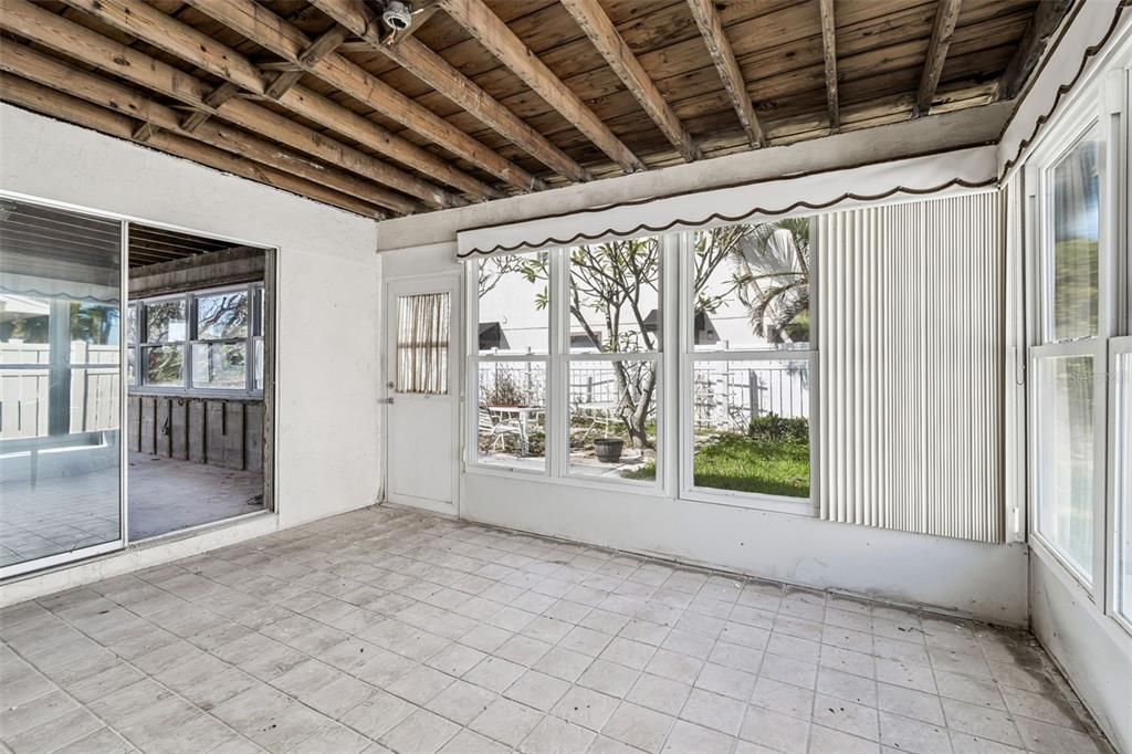 На продажу: $525,000 (2 спален, 2 ванн, 1547 Квадратных фут)