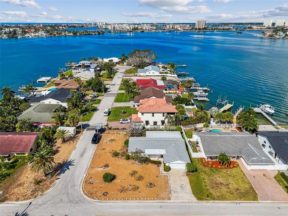 На продажу: $525,000 (2 спален, 2 ванн, 1547 Квадратных фут)