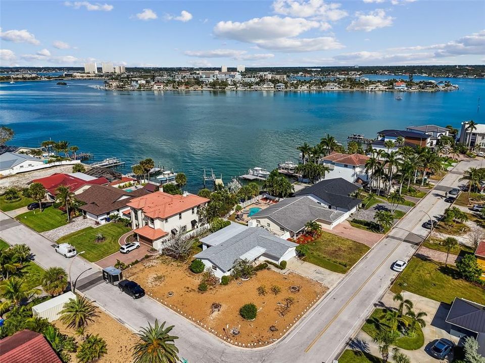 На продажу: $525,000 (2 спален, 2 ванн, 1547 Квадратных фут)