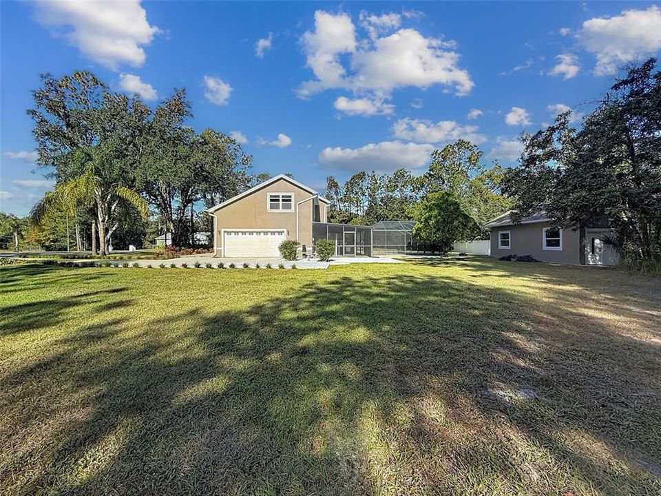 Activo con contrato: $690,000 (3 camas, 3 baños, 2849 Pies cuadrados)