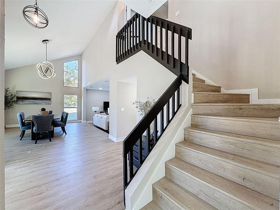 Activo con contrato: $690,000 (3 camas, 3 baños, 2849 Pies cuadrados)