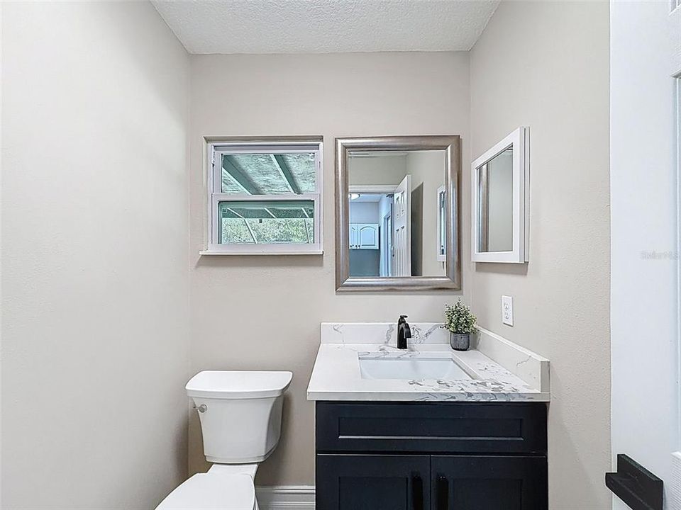 Activo con contrato: $690,000 (3 camas, 3 baños, 2849 Pies cuadrados)