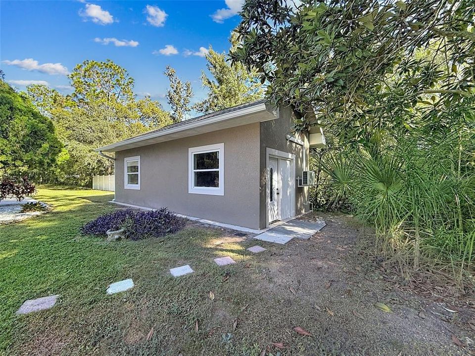 Activo con contrato: $690,000 (3 camas, 3 baños, 2849 Pies cuadrados)