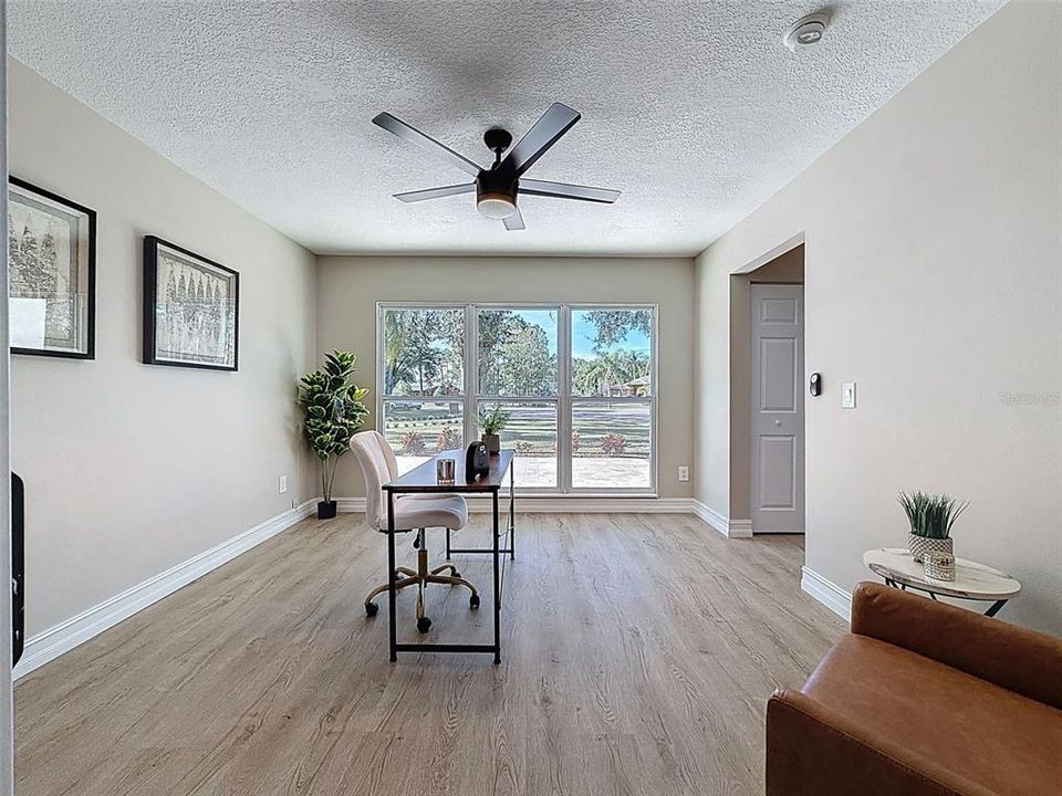 Activo con contrato: $690,000 (3 camas, 3 baños, 2849 Pies cuadrados)