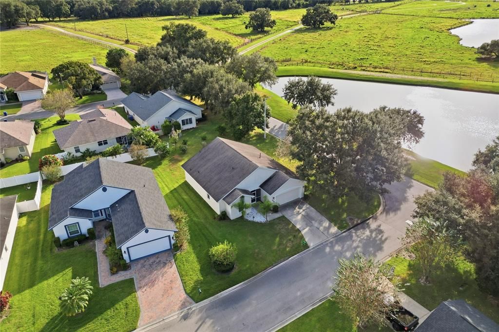 На продажу: $265,000 (3 спален, 2 ванн, 1376 Квадратных фут)