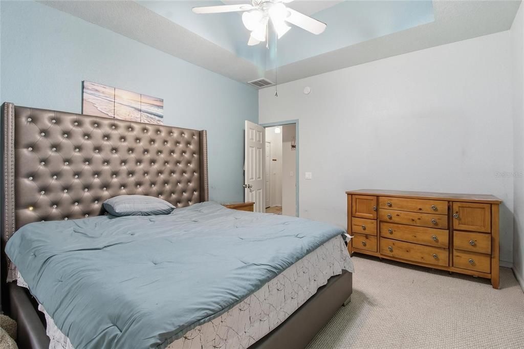 На продажу: $265,000 (3 спален, 2 ванн, 1376 Квадратных фут)