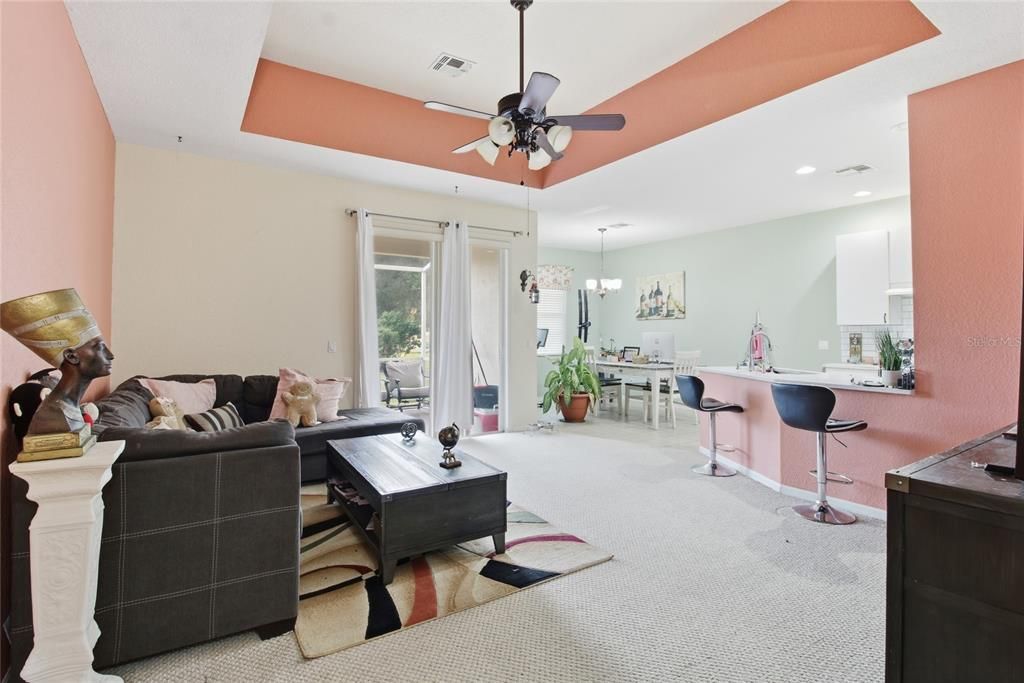 На продажу: $265,000 (3 спален, 2 ванн, 1376 Квадратных фут)