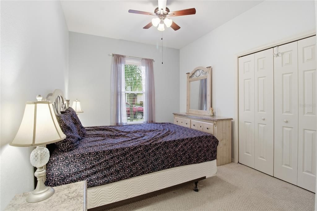 На продажу: $265,000 (3 спален, 2 ванн, 1376 Квадратных фут)