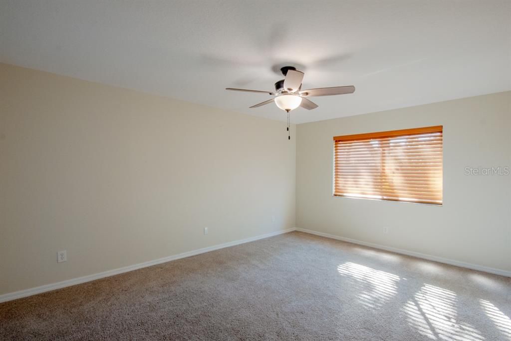 For Sale: $318,000 (3 beds, 2 baths, 1760 Square Feet)