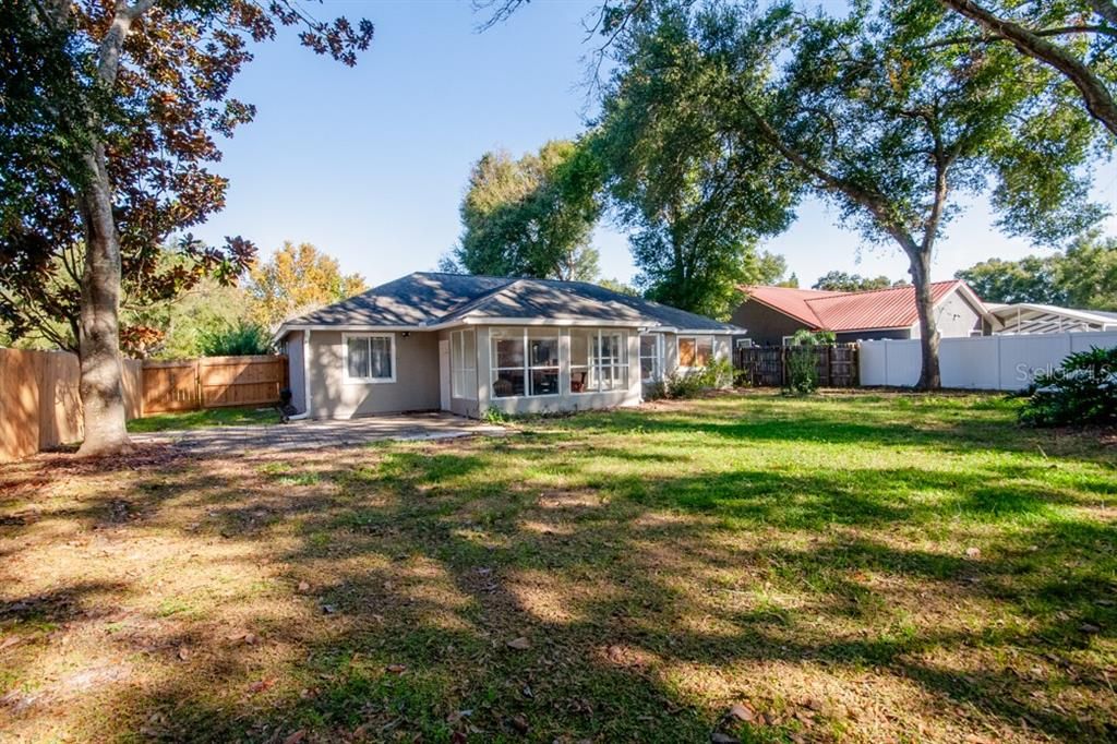 For Sale: $318,000 (3 beds, 2 baths, 1760 Square Feet)