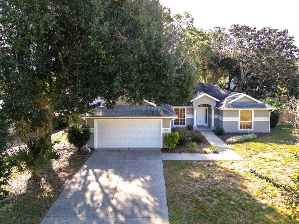 For Sale: $318,000 (3 beds, 2 baths, 1760 Square Feet)