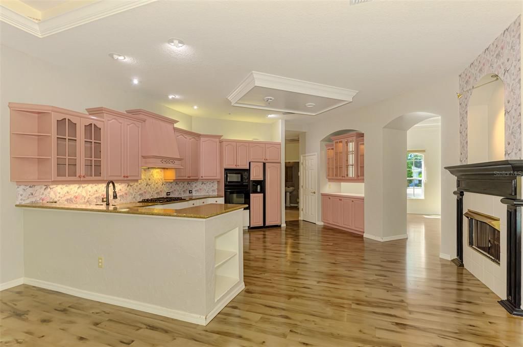 For Sale: $899,900 (3 beds, 3 baths, 3358 Square Feet)