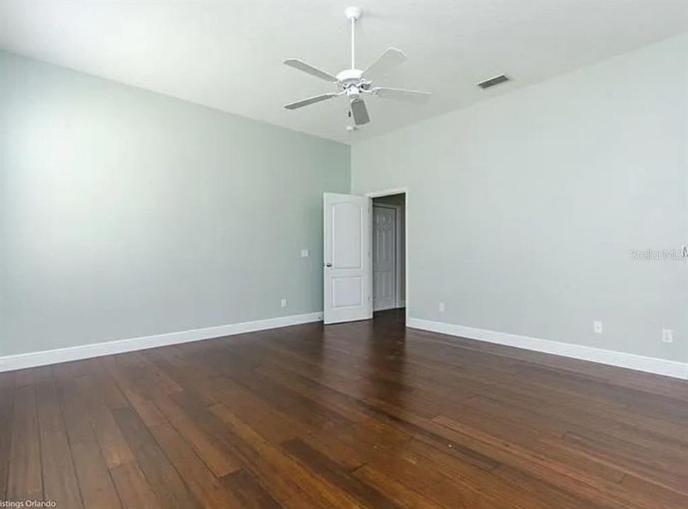 出租: $3,800 (3 贝兹, 2 浴室, 1772 平方英尺)