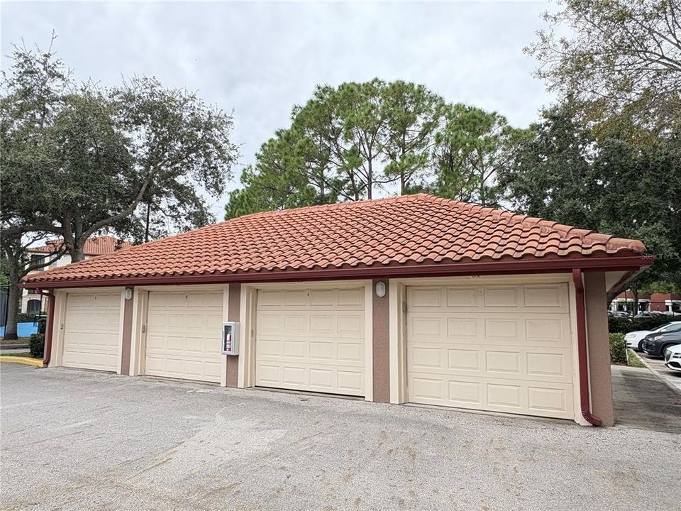 На продажу: $219,000 (2 спален, 2 ванн, 1138 Квадратных фут)