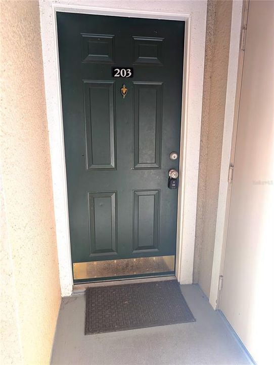 For Rent: $1,950 (2 beds, 2 baths, 1164 Square Feet)