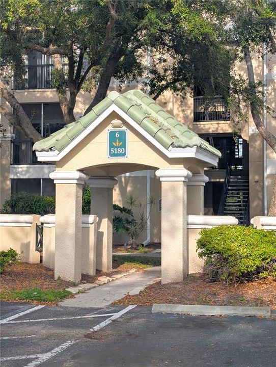 For Rent: $1,950 (2 beds, 2 baths, 1164 Square Feet)