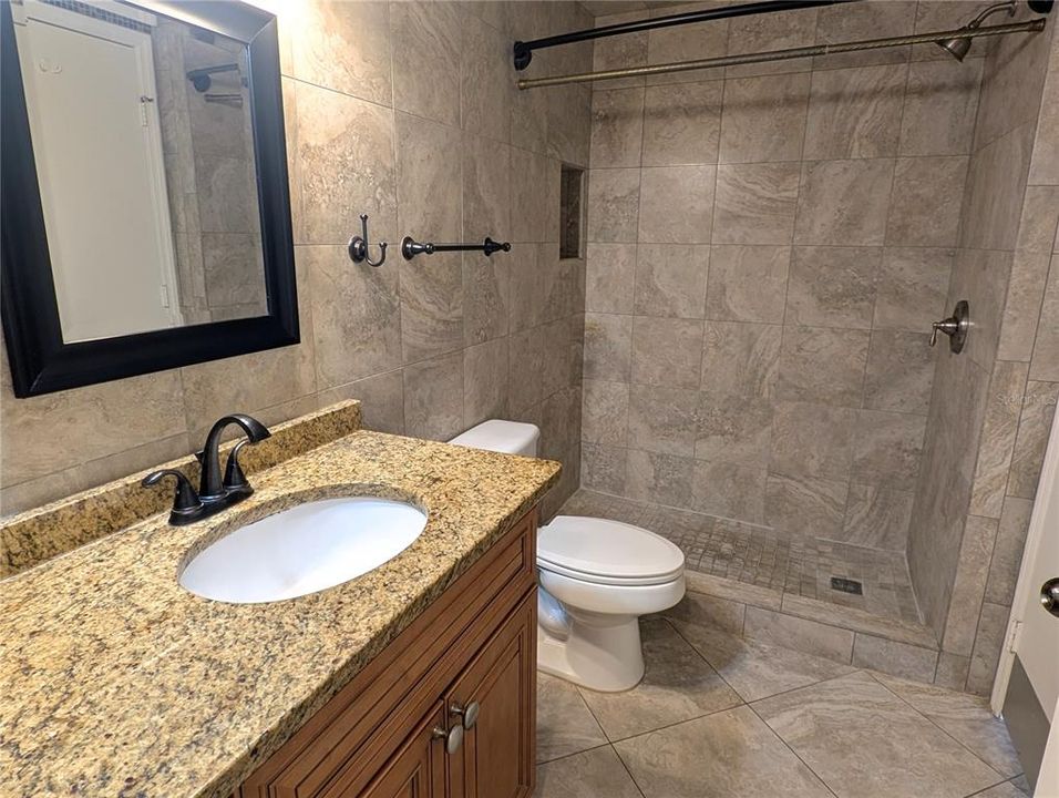 For Rent: $1,950 (2 beds, 2 baths, 1164 Square Feet)