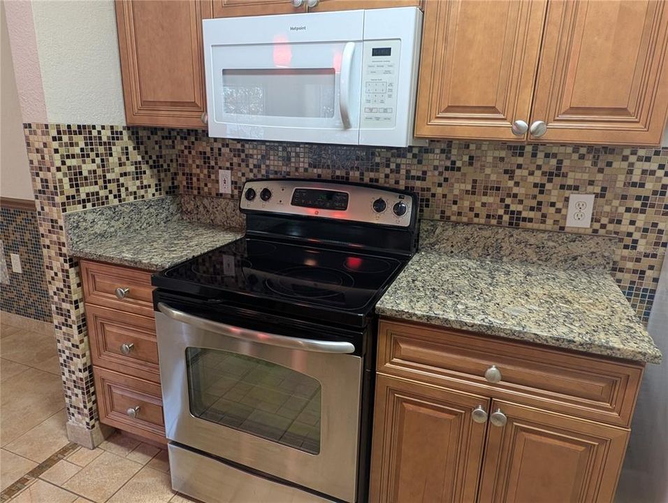 For Rent: $1,950 (2 beds, 2 baths, 1164 Square Feet)