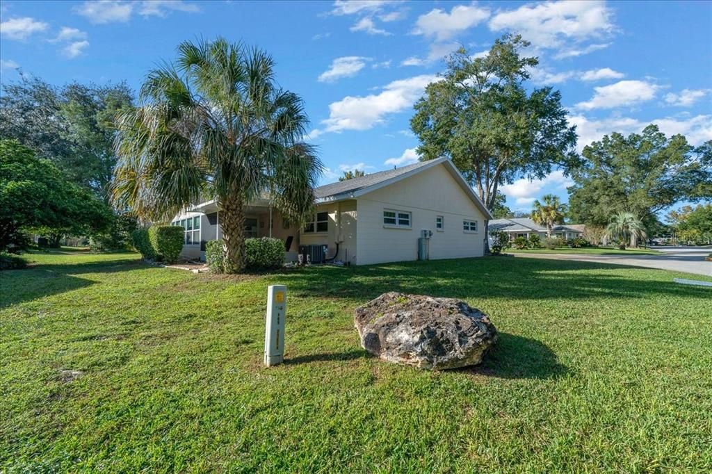 На продажу: $244,900 (2 спален, 2 ванн, 1755 Квадратных фут)