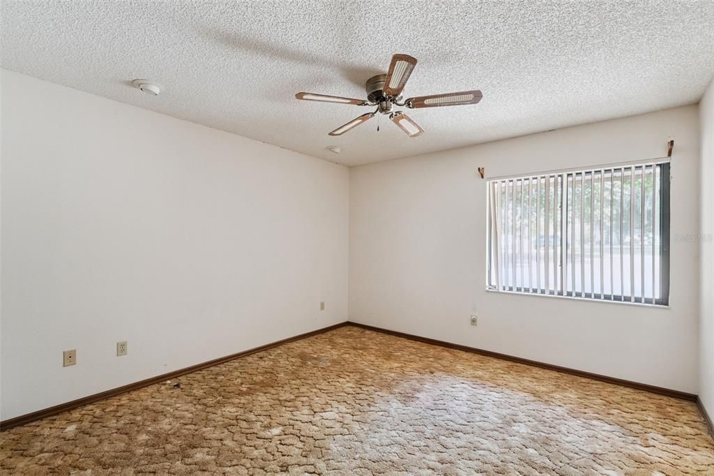 Active With Contract: $849,000 (4 beds, 2 baths, 2708 Square Feet)