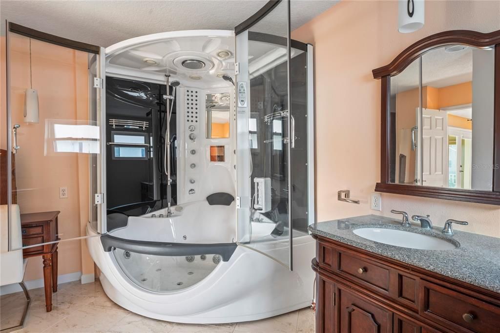 На продажу: $549,900 (3 спален, 3 ванн, 1736 Квадратных фут)