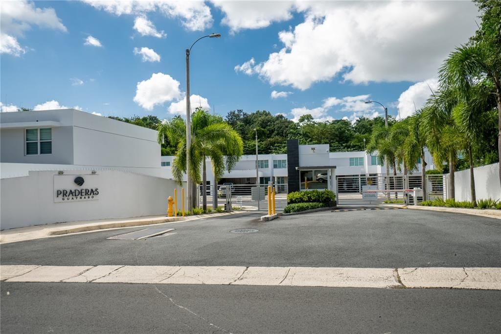 For Rent: $3,800 (3 beds, 2 baths, 0 Square Feet)