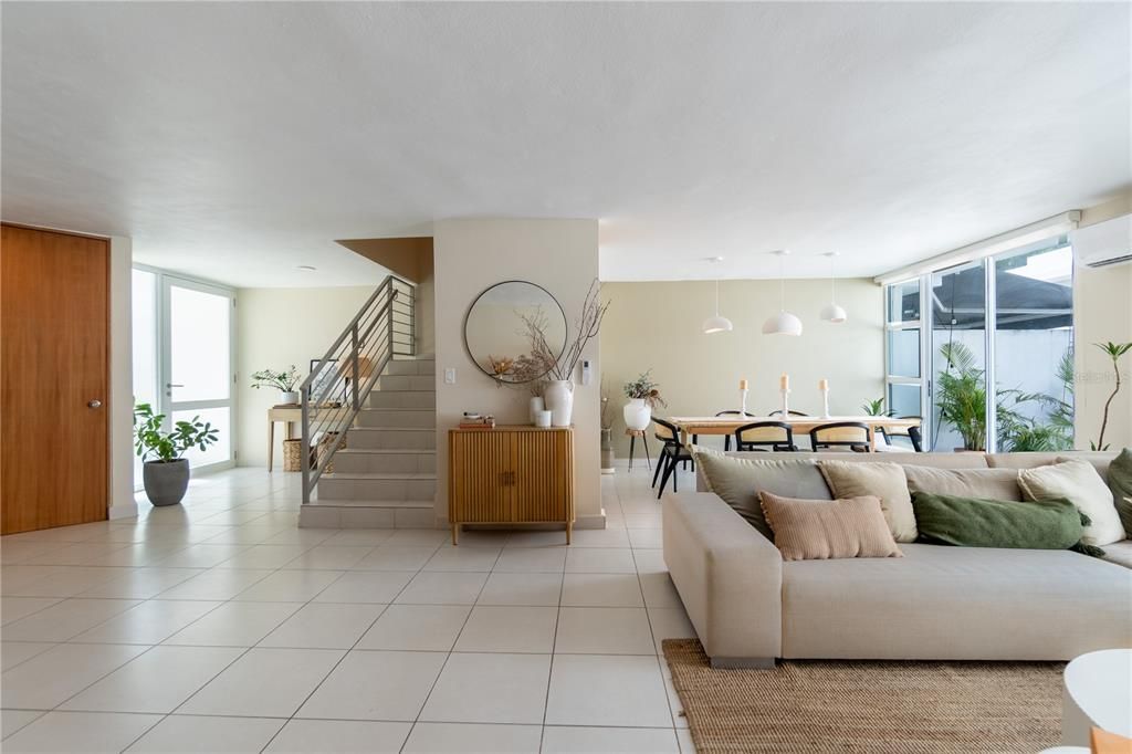 For Rent: $3,800 (3 beds, 2 baths, 0 Square Feet)