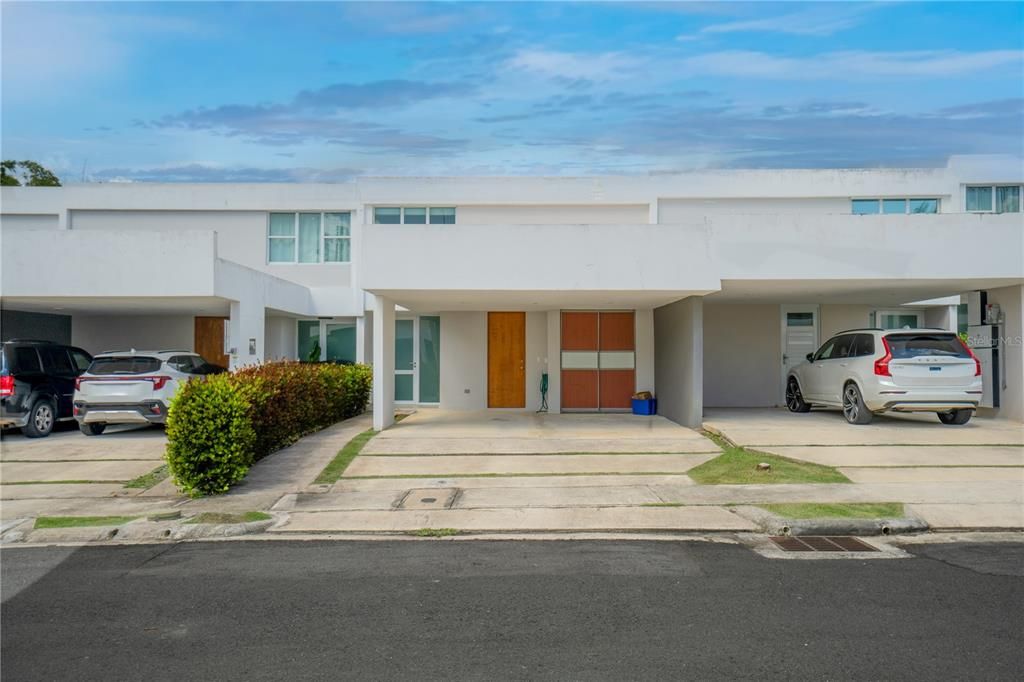 For Rent: $3,800 (3 beds, 2 baths, 0 Square Feet)