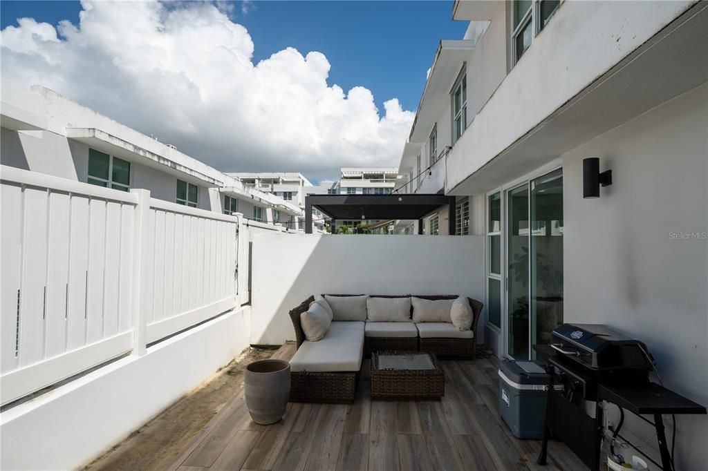 For Rent: $3,800 (3 beds, 2 baths, 0 Square Feet)