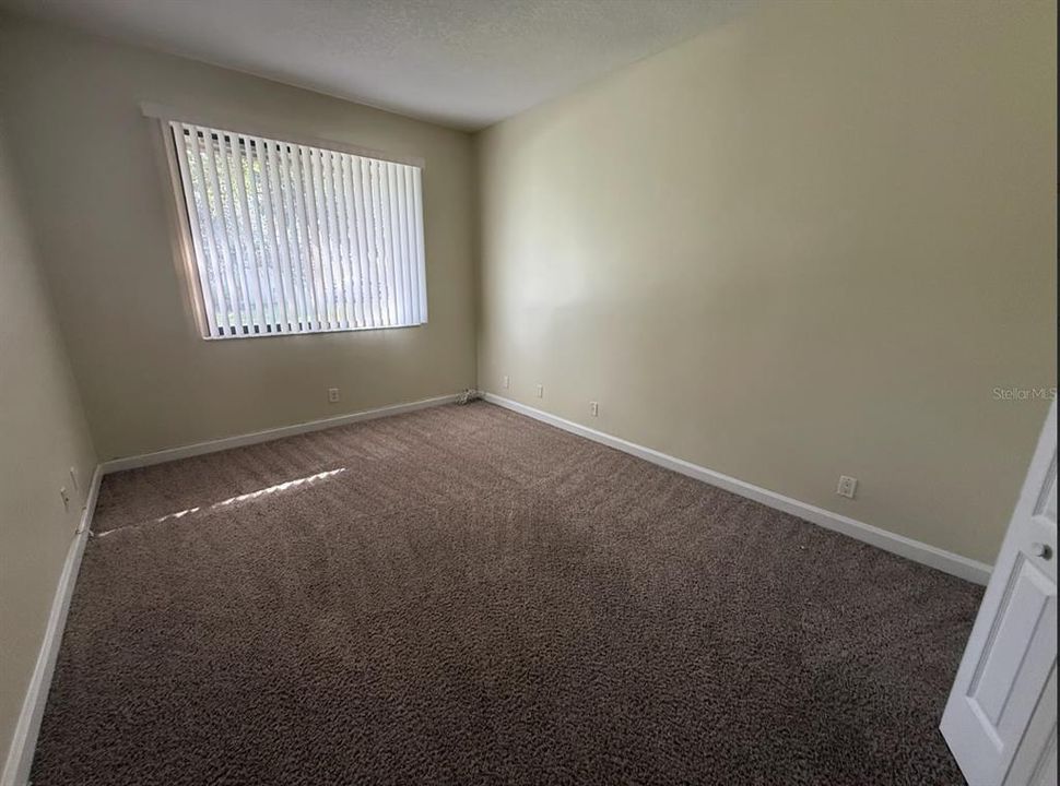 Active With Contract: $419,900 (3 beds, 2 baths, 2020 Square Feet)