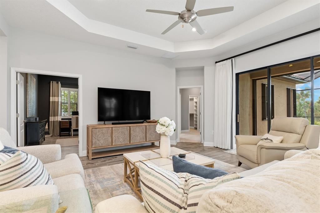 Active With Contract: $650,000 (3 beds, 2 baths, 2236 Square Feet)