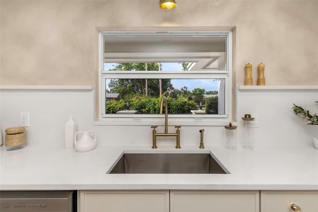 待售: $789,999 (4 贝兹, 3 浴室, 2505 平方英尺)