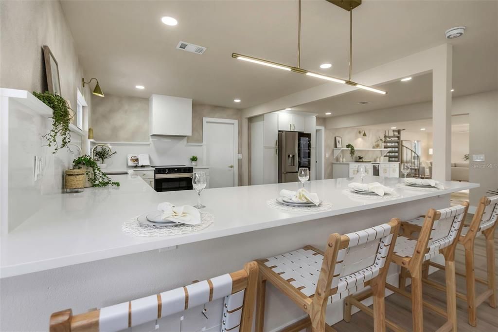 待售: $789,999 (4 贝兹, 3 浴室, 2505 平方英尺)