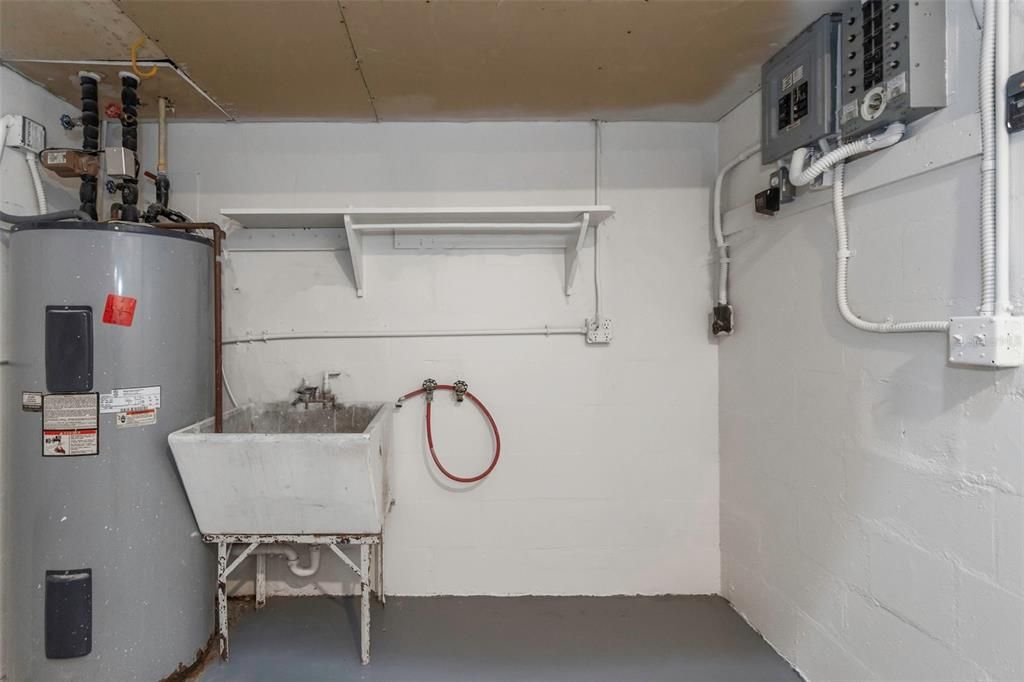 待售: $789,999 (4 贝兹, 3 浴室, 2505 平方英尺)