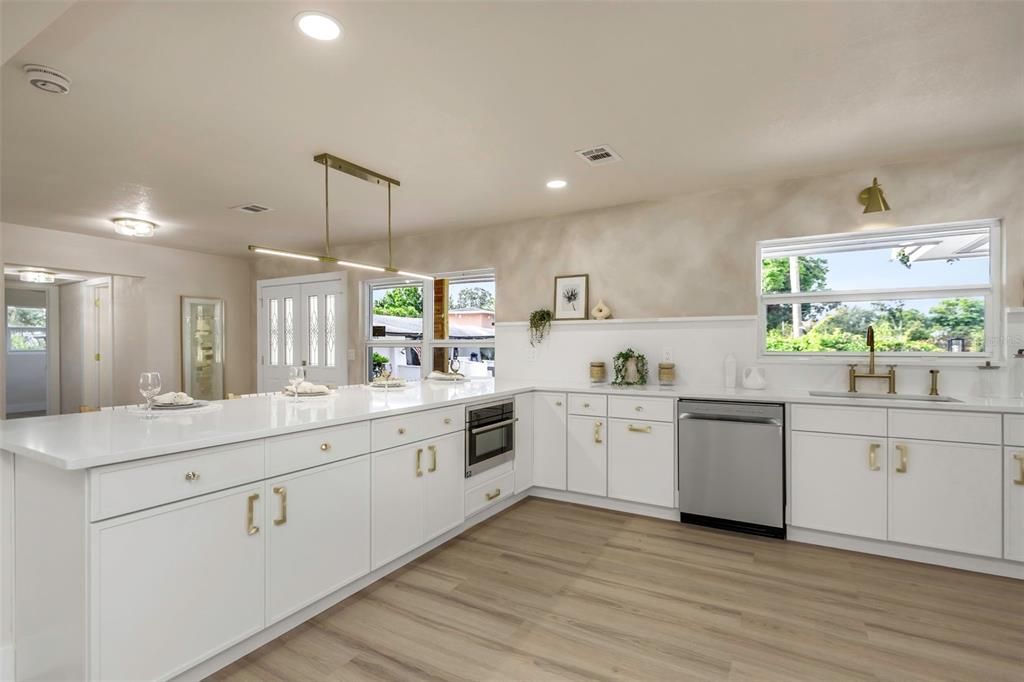 待售: $789,999 (4 贝兹, 3 浴室, 2505 平方英尺)