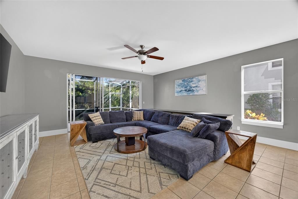 待售: $315,000 (3 贝兹, 2 浴室, 1767 平方英尺)