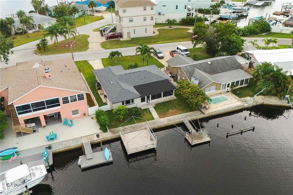 For Rent: $2,600 (2 beds, 2 baths, 1161 Square Feet)