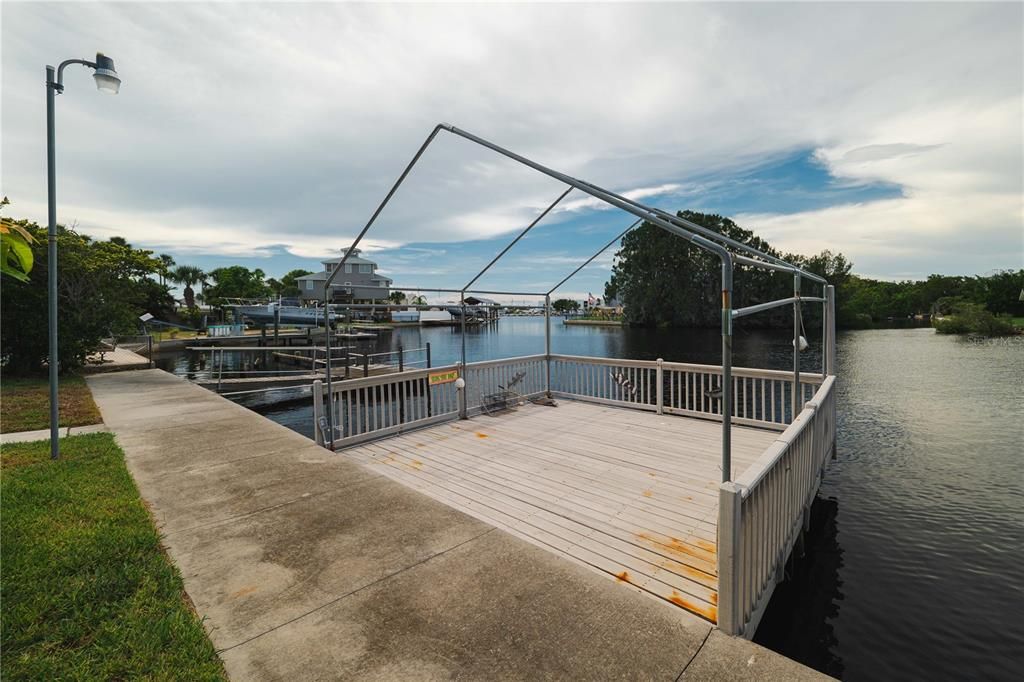 For Rent: $2,600 (2 beds, 2 baths, 1161 Square Feet)