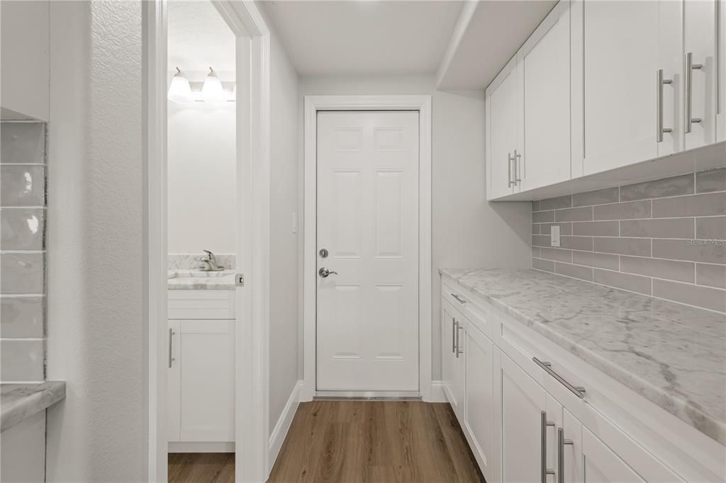 For Rent: $2,600 (2 beds, 2 baths, 1161 Square Feet)