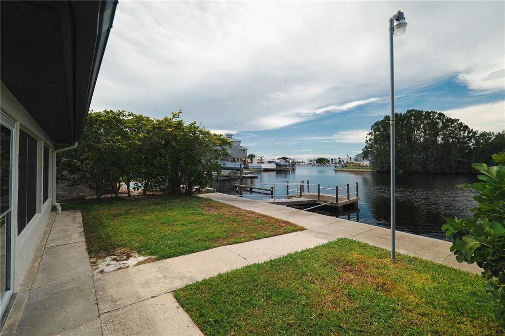 For Rent: $2,600 (2 beds, 2 baths, 1161 Square Feet)