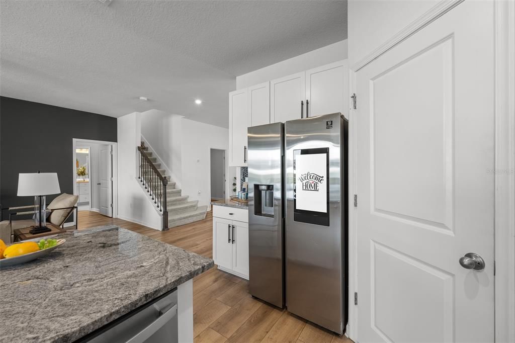 待售: $495,000 (5 贝兹, 3 浴室, 2845 平方英尺)