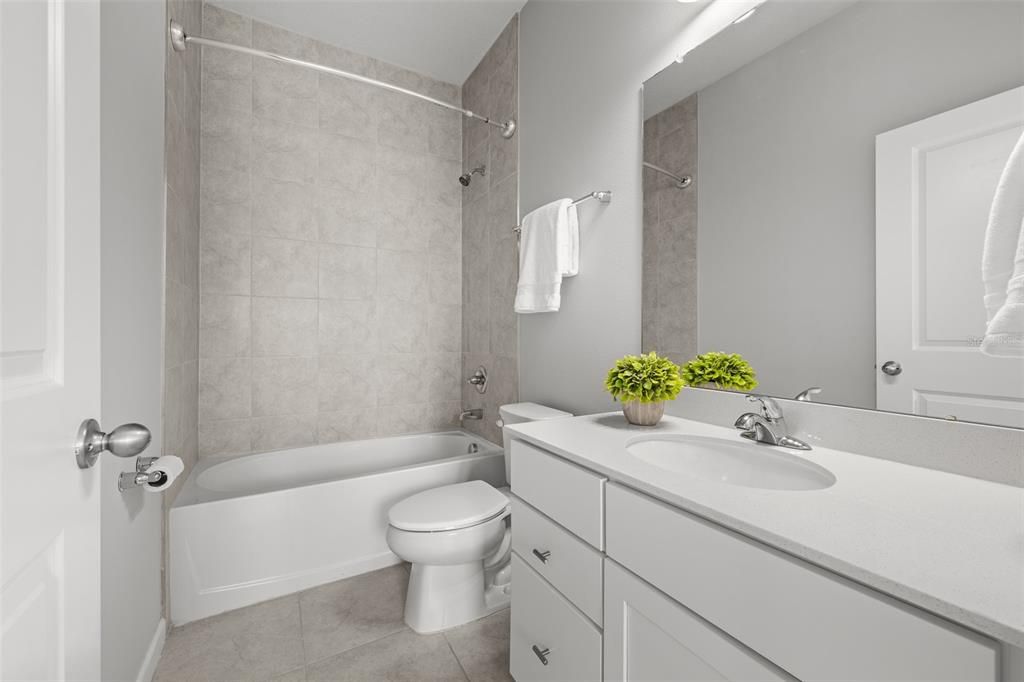 待售: $495,000 (5 贝兹, 3 浴室, 2845 平方英尺)