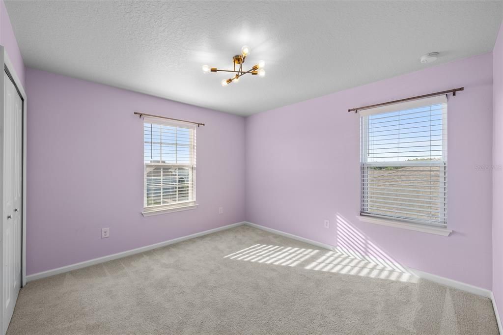 待售: $495,000 (5 贝兹, 3 浴室, 2845 平方英尺)