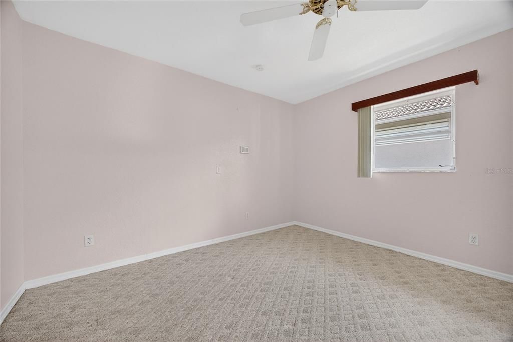 Active With Contract: $475,000 (4 beds, 2 baths, 2100 Square Feet)