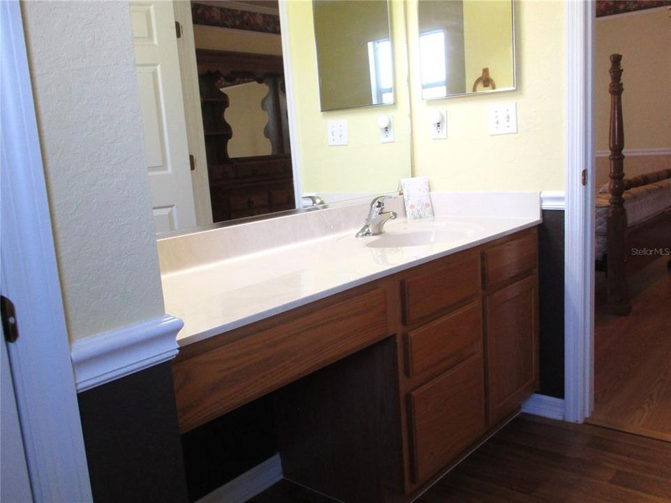 For Sale: $259,000 (3 beds, 2 baths, 1772 Square Feet)